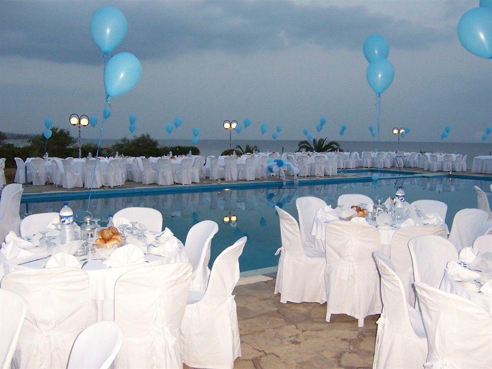 Alkinoos Beach Hotel เยราคินิ ภายนอก รูปภาพ